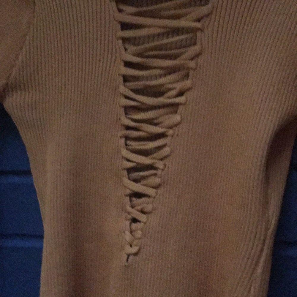 Orange top - Picture 2 of 5